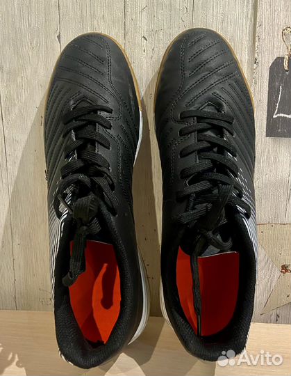 Футзалки kipsta 44,5 размер