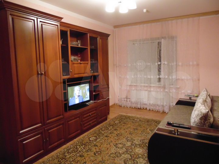3-к. квартира, 87 м², 1/12 эт.