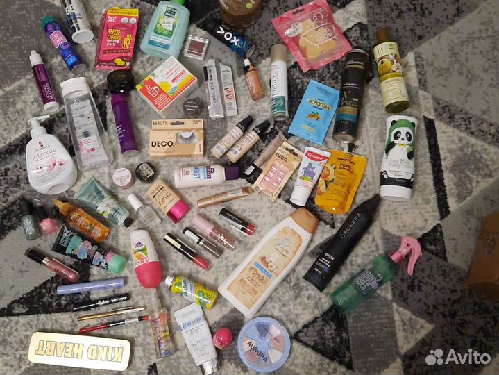 Набор косметики пакетом
