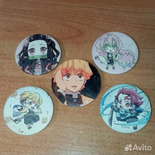 Аниме значки