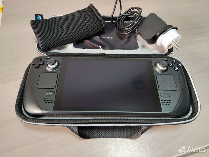 Игровая консоль Valve SteamDeck 512GB