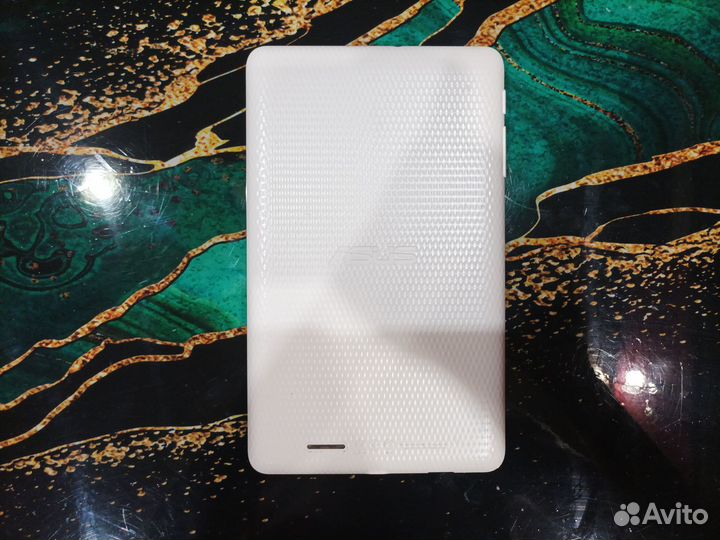 Планшет Asus MeMO Pad ME172V