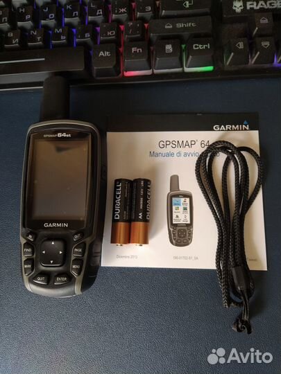 Туристический навигатор Garmin GPSmap 64st