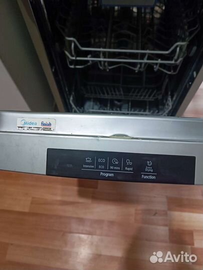 Посудомоечная машина 45 см буMidea