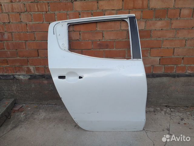 Дверь задняя правая Mitsubishi L200 KK/KL