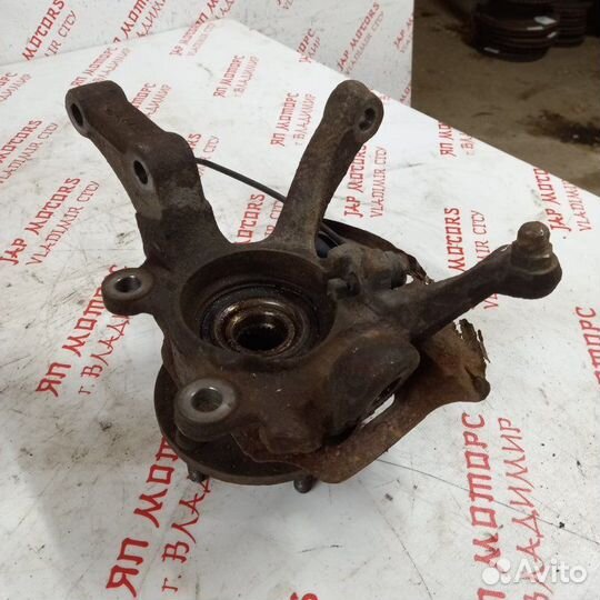 Кулак поворотный передний правый Nissan X Trail