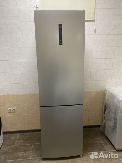 Холодильник haier новый NO frost