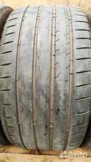 Michelin Pilot Sport 4 S 235/35 R20 и 265/35 R20