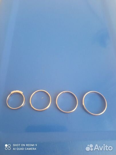 Кольца золотые с бриллиантами новые
