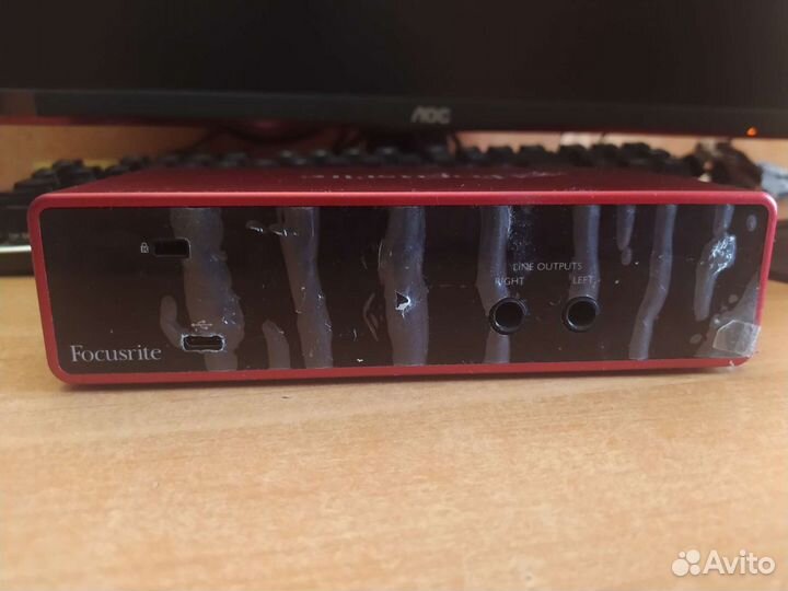 Звуковая карта Focusrite Scarlett 2i2 3rd Gen