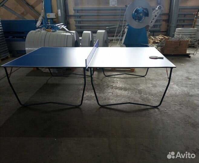 Теннисный стол