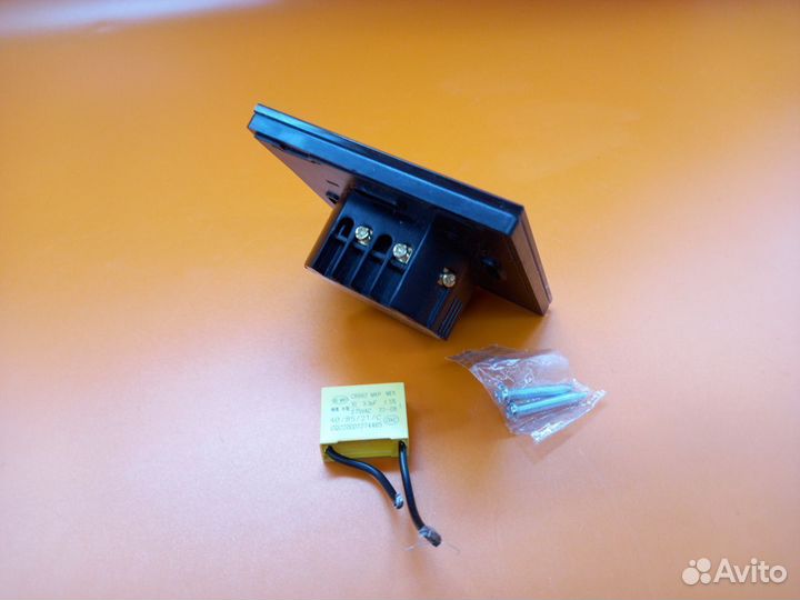 33072 Умный сенсорный выключатель с Wi-Fi