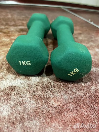 Гантели 1 кг