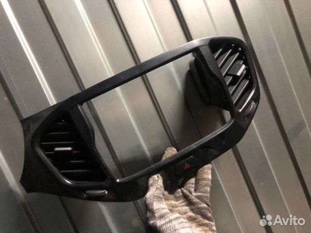 Дефлектор Лада Веста