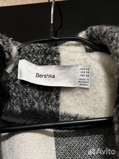 Пальто женское bershka