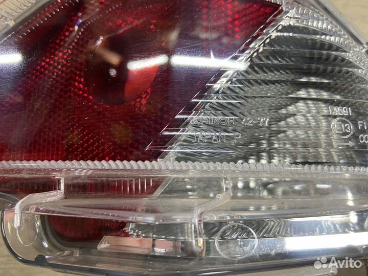 Фонарь бампера задний правый Toyota RAV 4 44