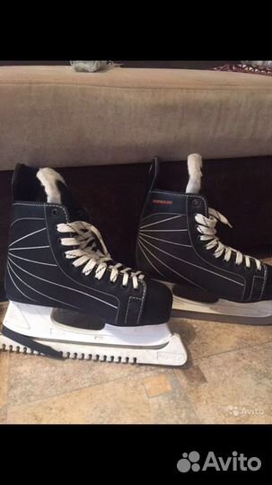 Коньки спортивные