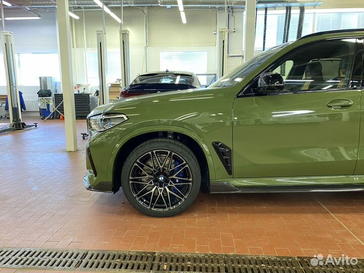 Кованные диски BMW X5/6/7 818 М стиль R22