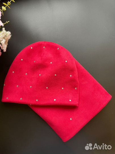 Комплект шапка и шарф женские новый