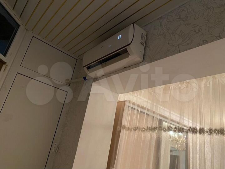 2-к. квартира, 45 м², 8/10 эт.