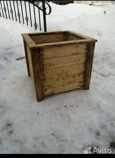 Кашпо напольное