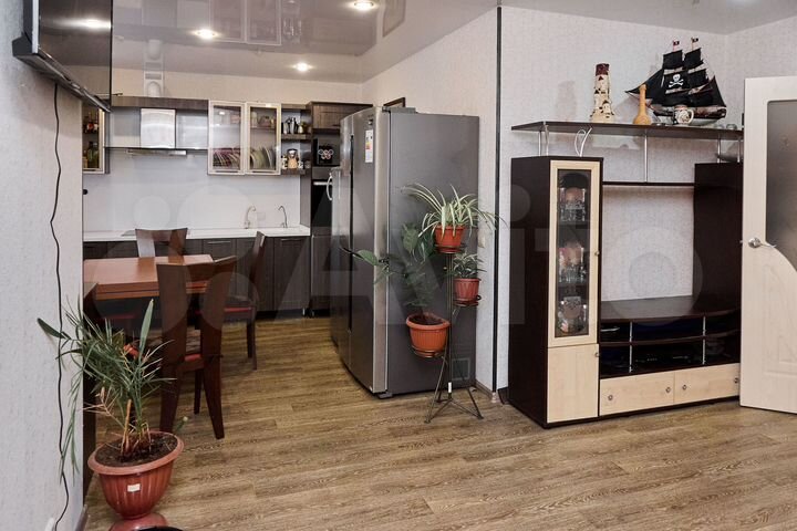 3-к. квартира, 73 м², 2/9 эт.