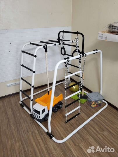 Детский спортивный комплекс для дома и улицы