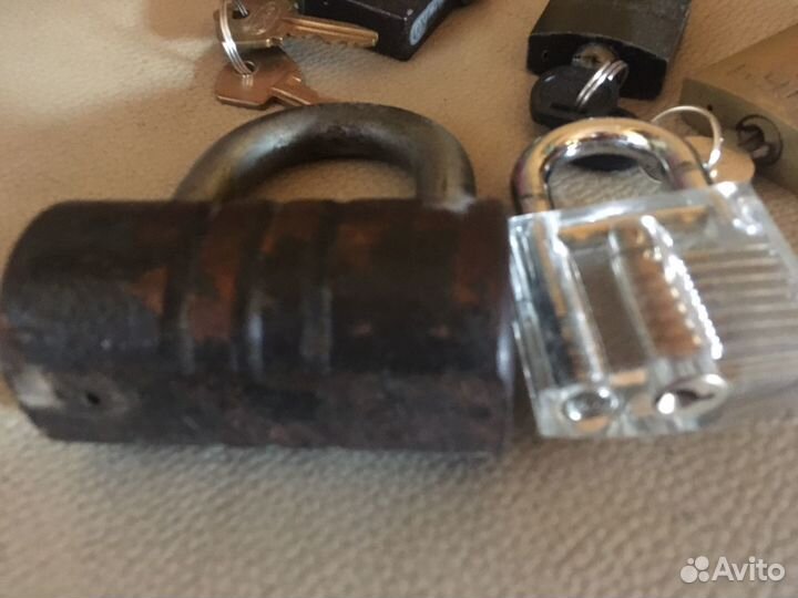 Замок навесной