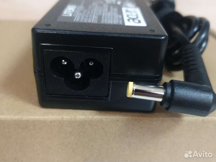 Блок питания для ноутбука 19V-3.42A 65w 5.5x1.7mm