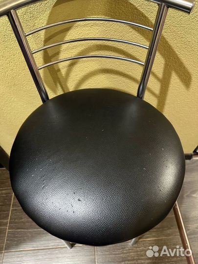 Стул высокий барный со спинкой