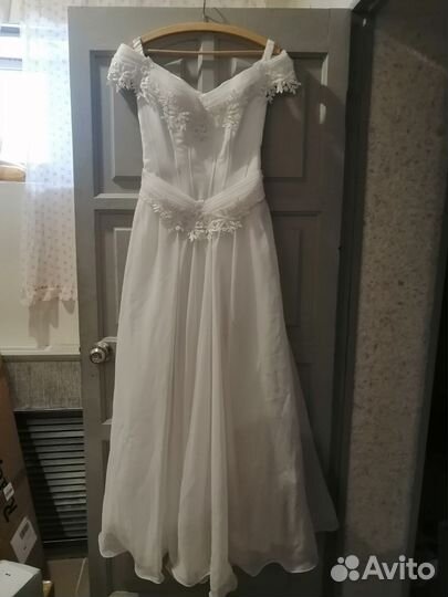 Свадебное платье 46 48