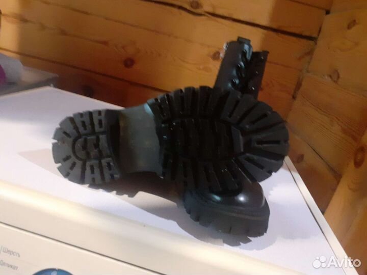 Ботинки женские