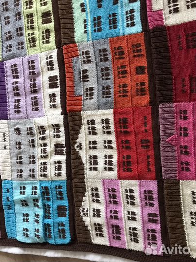 Плед вязаный на кровать