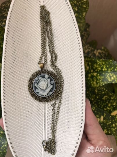 Камея на цепочке колье ожерелье бусы