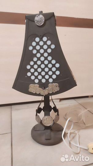Лампа настольная