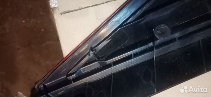 Фонарь задний левый Nissan 350z, Fairlady Z33