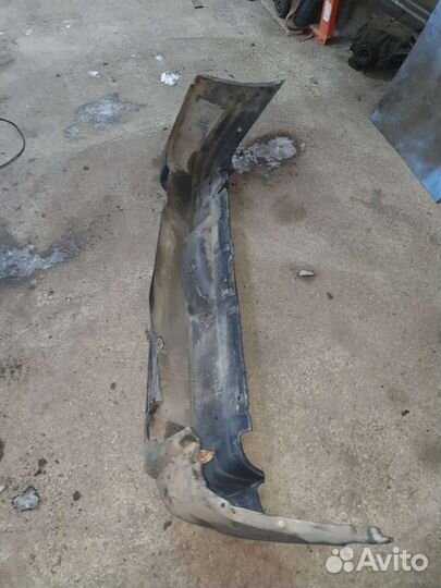Задний бампер на шевроле тракер 2001г