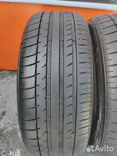 Triangle Sportex TSH11 215/55 R17 94Y