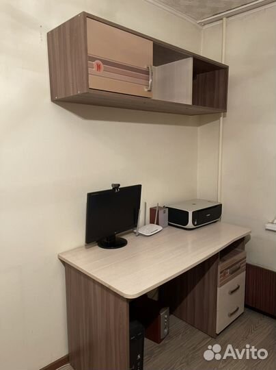 Компьютерный стол