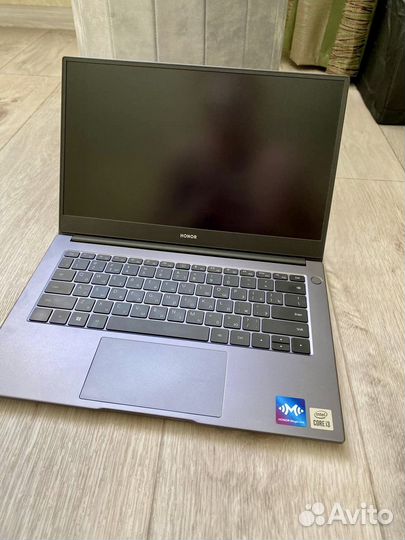 Ноутбук honor MagicBook X14 в идеале