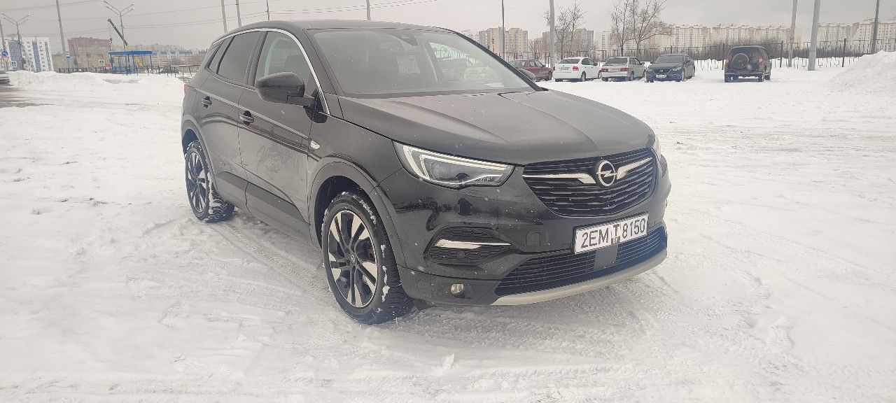 Opel Grandland X: фото владельца