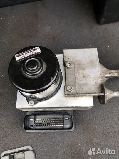 Блок ABS mercedes w203