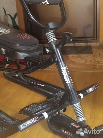 Детский снегокат бу