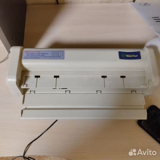 Нарезчик визиток Warrior 21173C