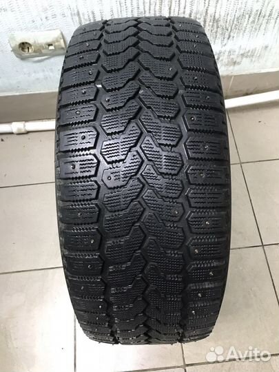 Yokohama Ice Guard F700Z 235/55 R17
