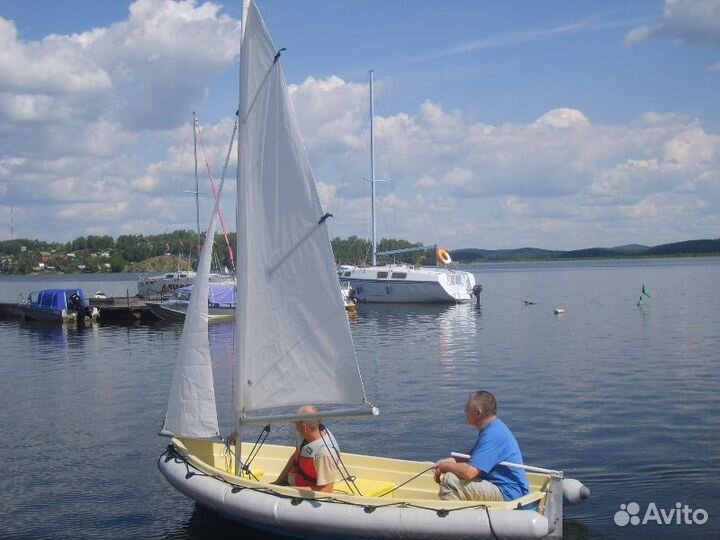 Парусная лодка Виза Комби - 305