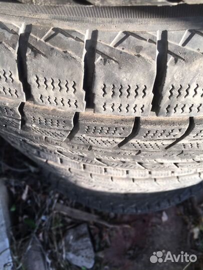 Dunlop Winter Maxx SJ8 235/65 R17 108R