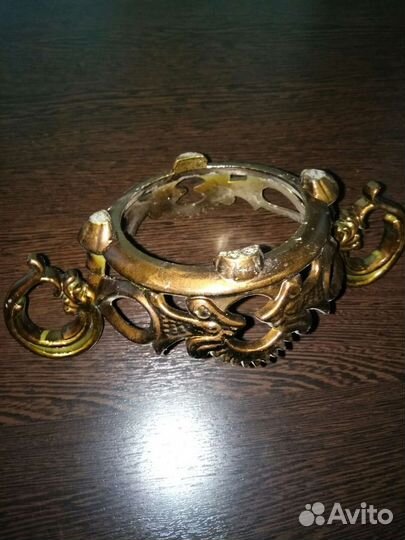 Подставка под вазу