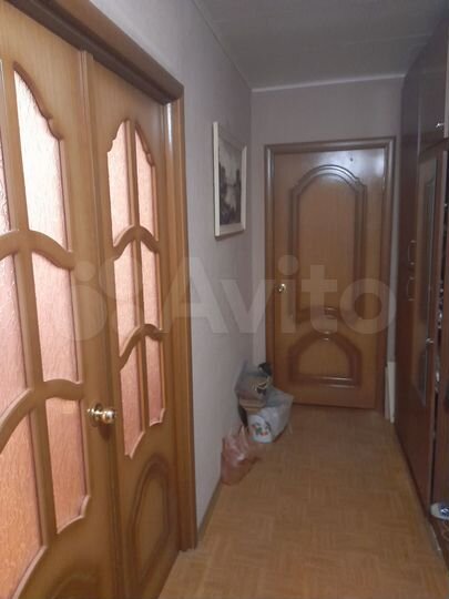 2-к. квартира, 50 м², 3/9 эт.