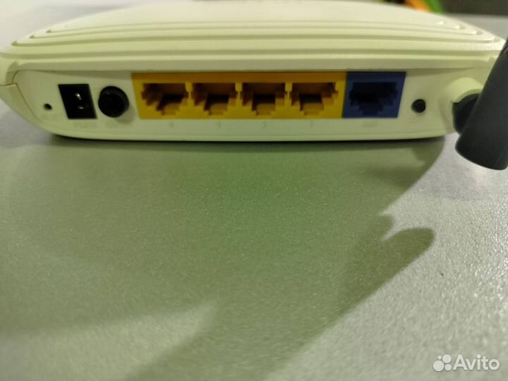 Wi-Fi роутер TP-link TL-WR740N